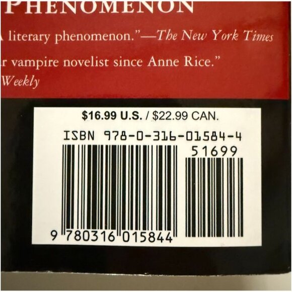 Twilight (Series #1) Paperback Vampire Romance & Young Adult Fantasy Misprint - Picture 6 of 7